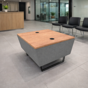 Mesa Sillón Attesa Con Conexión