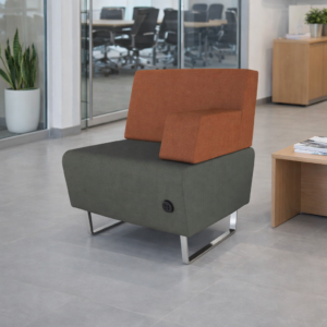 Sofá recto Attesa 913 con respaldo y descansabrazos izquierdo