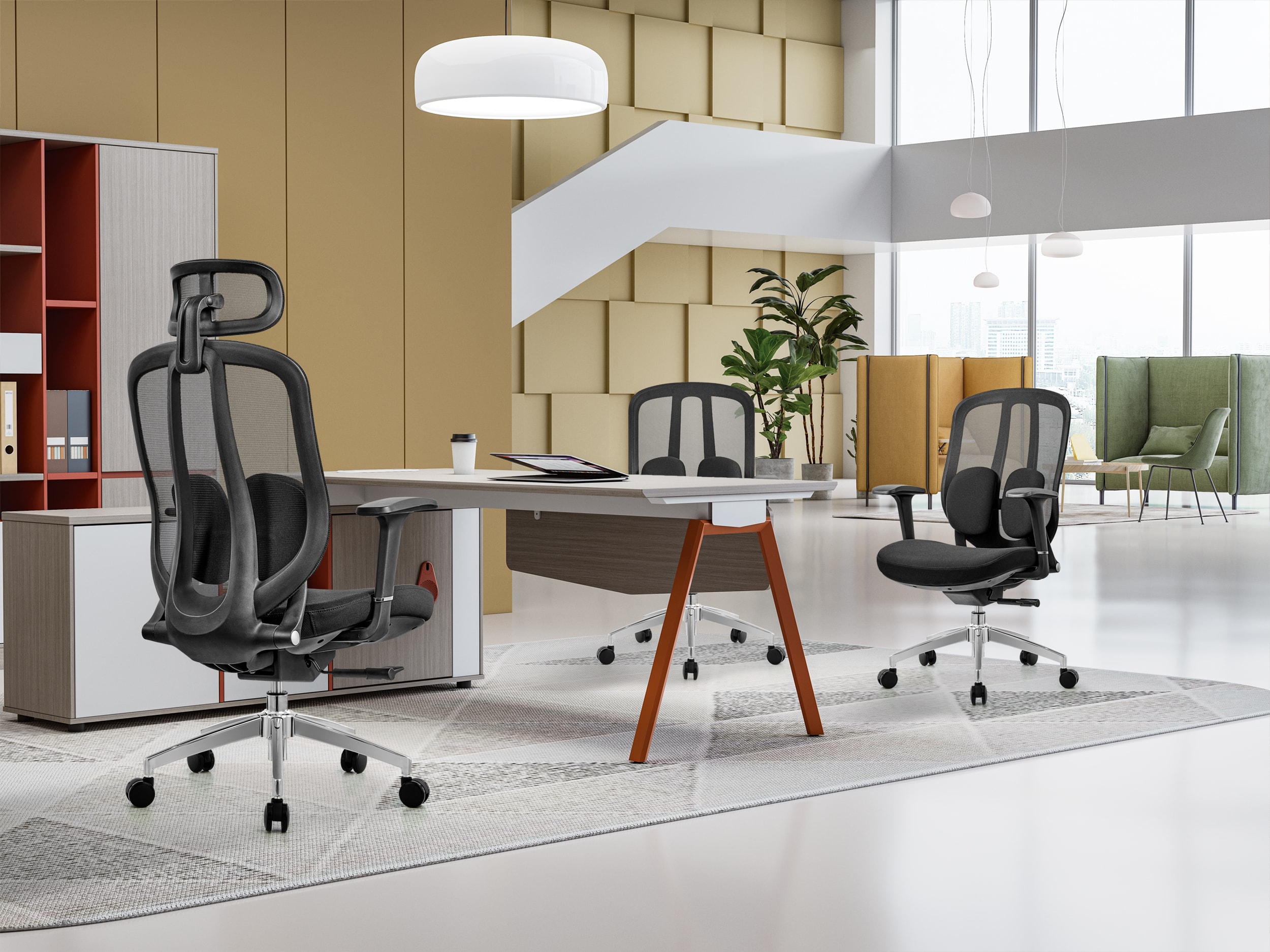 Silla ergonómica de oficina en color negro, diseñada con soporte lumbar ajustable y brazos regulables, ideal para mejorar la comodidad y productividad en el entorno laboral. Este mobiliario de oficina combina funcionalidad y diseño para satisfacer las necesidades de las personas en su espacio de trabajo.
